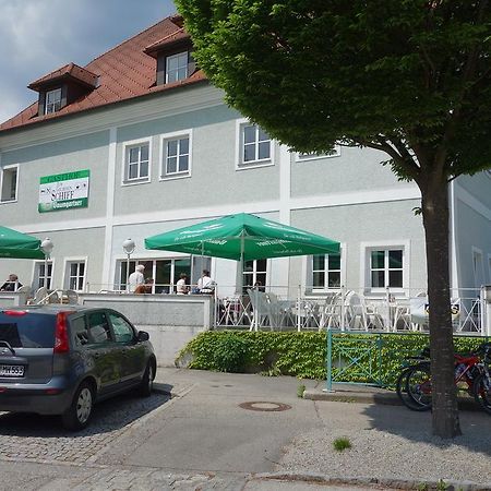 Hotel Goldenes Schiff Engelhartszell Ngoại thất bức ảnh