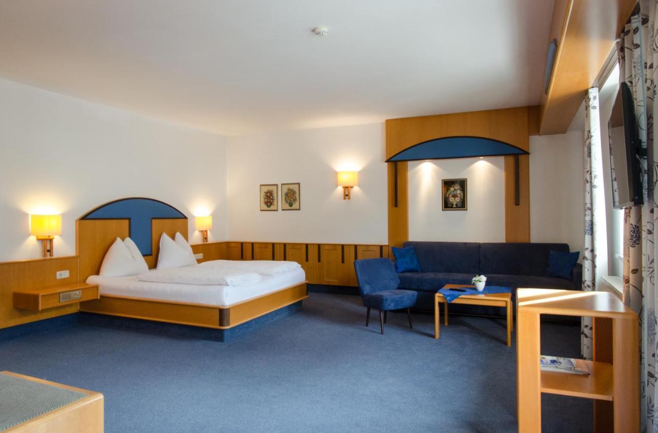 Hotel Goldenes Schiff Engelhartszell Ngoại thất bức ảnh
