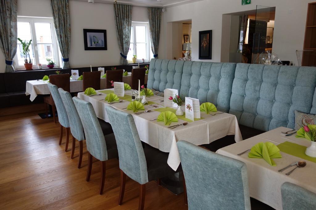 Hotel Goldenes Schiff Engelhartszell Ngoại thất bức ảnh